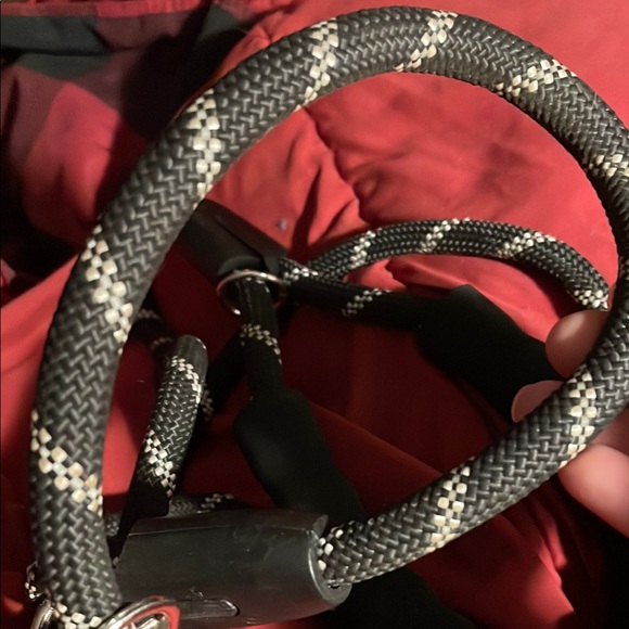 No-Pull Training Rope Dog Leash - Picture 6 of 12